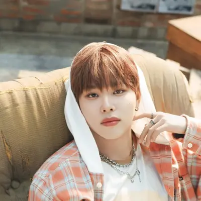 Mitsuyuki Amaru (満行亜丸)