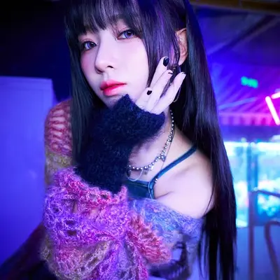 Yáng Shū Méng (杨舒萌)